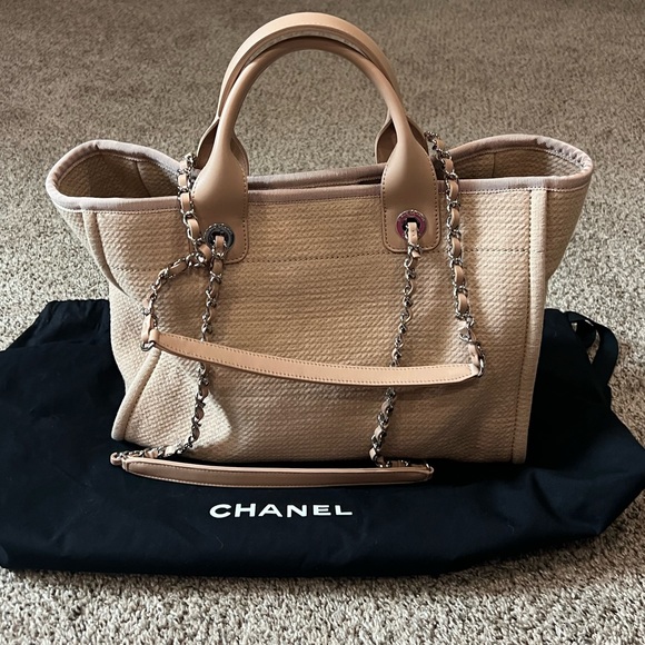 Authentic CHANEL Deaville Tote - Picture 2 of 5